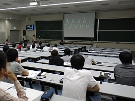 基礎物理学演習 授業風景写真